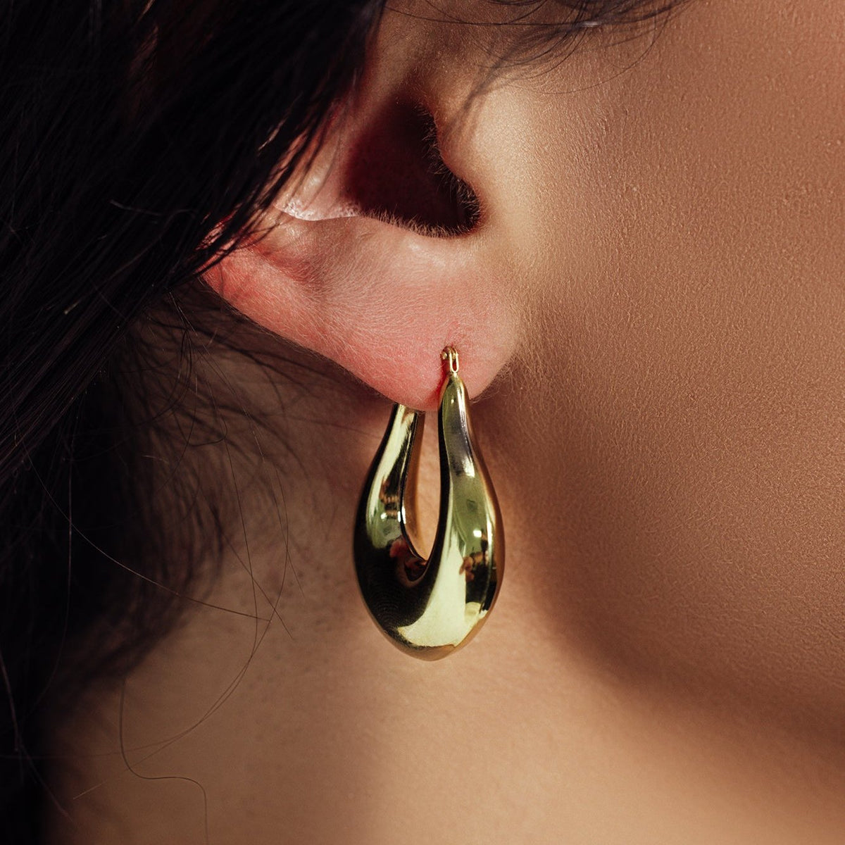 925 Sterling Silver Silver Puffed Chunky Teardrop Latch Lock Earrings - ARE00042RH | ARE00042GP